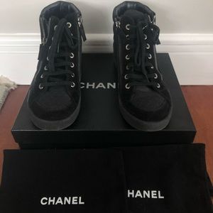 COPY - CHANEL Interlocking CC Logo Sneakers in Size 39.5
